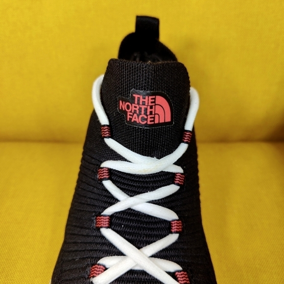 The North Face Oscillate Trail Black Red Running Sneakers Women's Shoes Size 9 - Picture 5 of 10